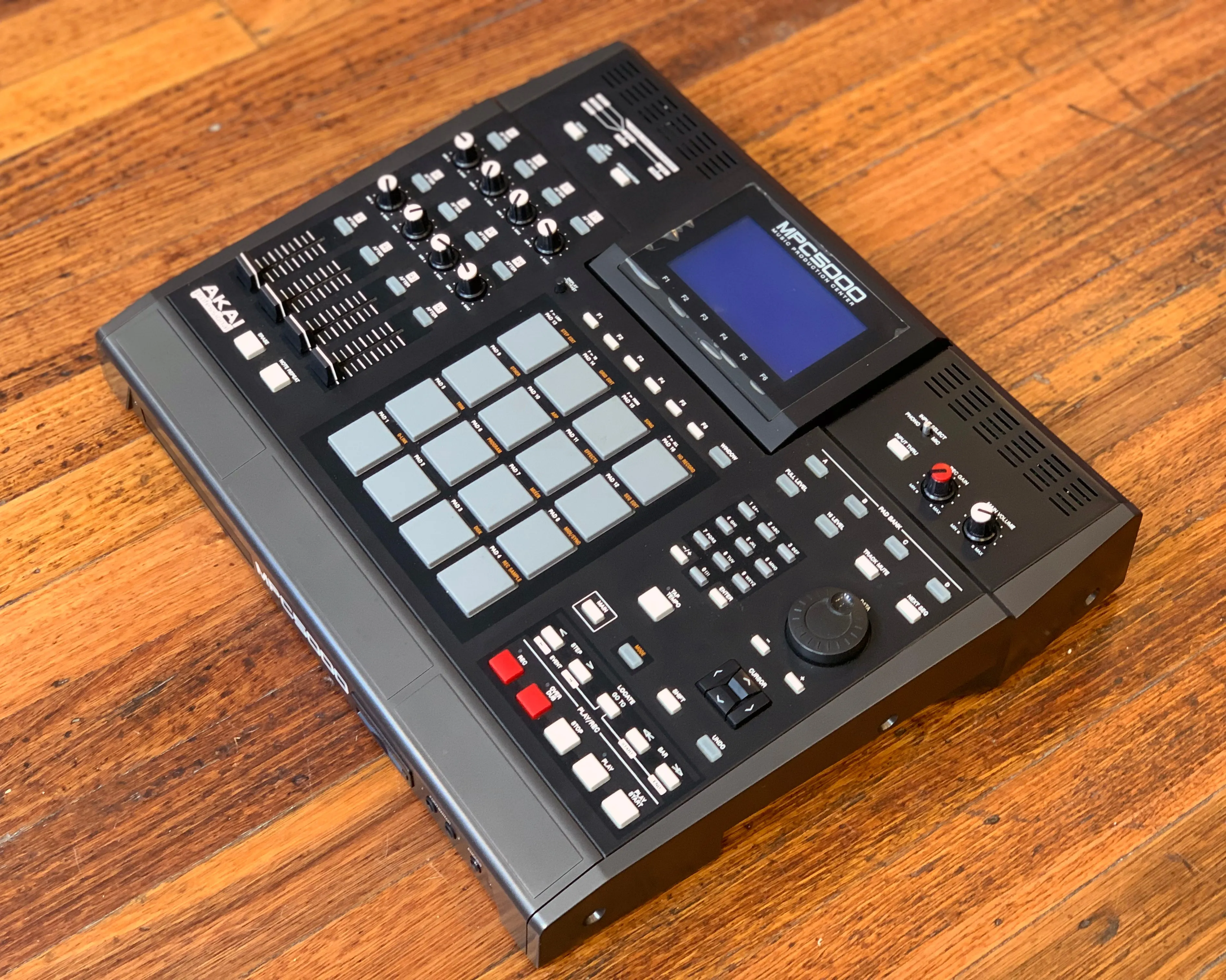 Akai MPC5000