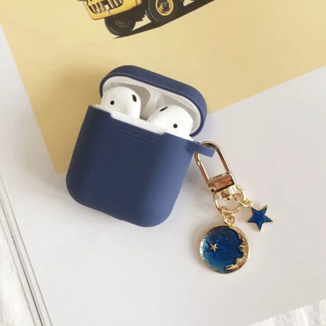 Astronaut Airpods Case