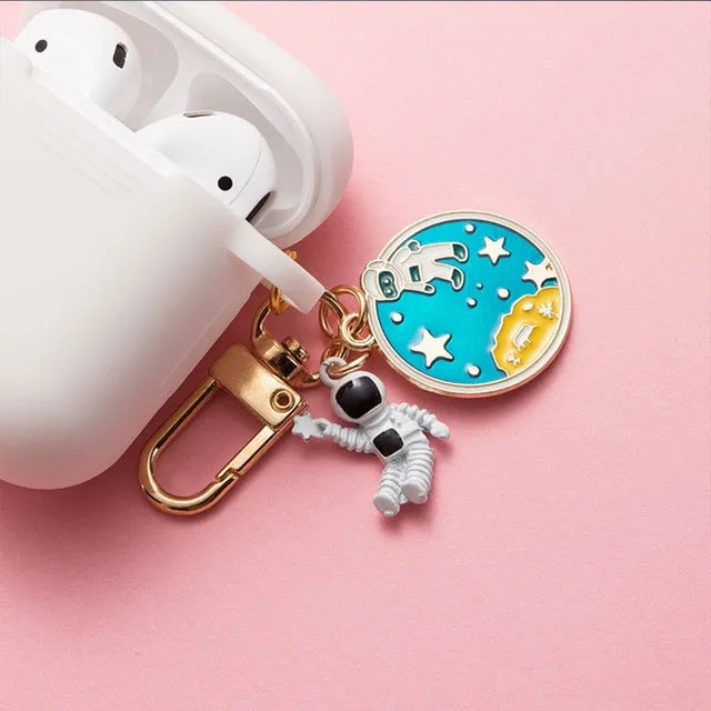 Astronaut Airpods Case