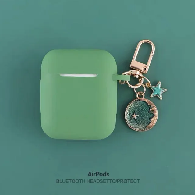 Astronaut Airpods Case