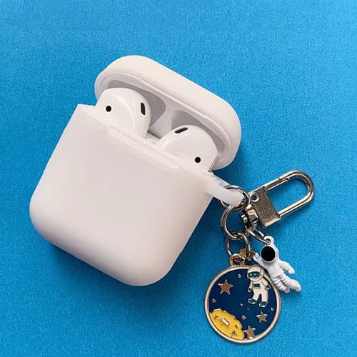Astronaut Airpods Case