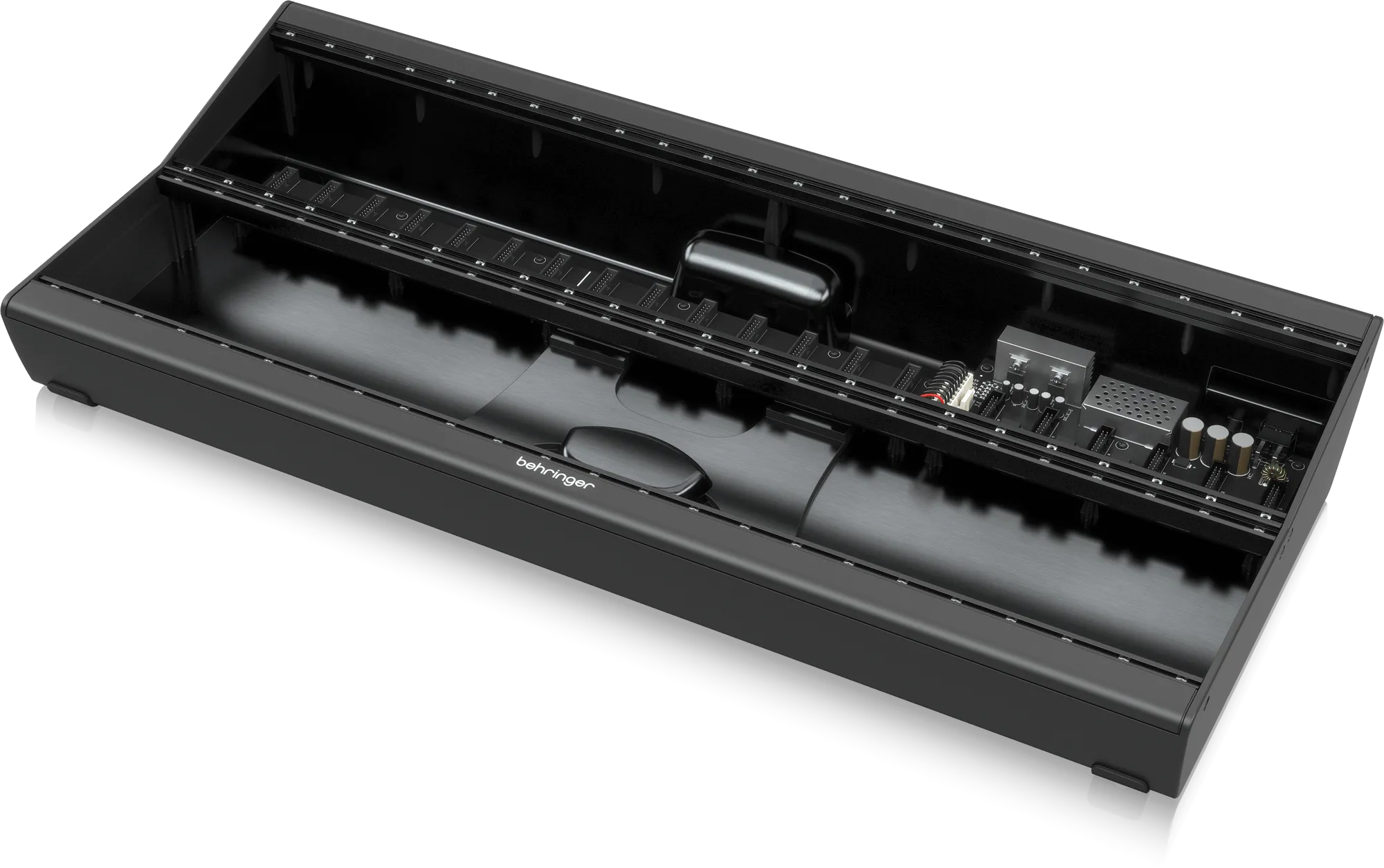 Behringer Eurorack Go Powered Module Case