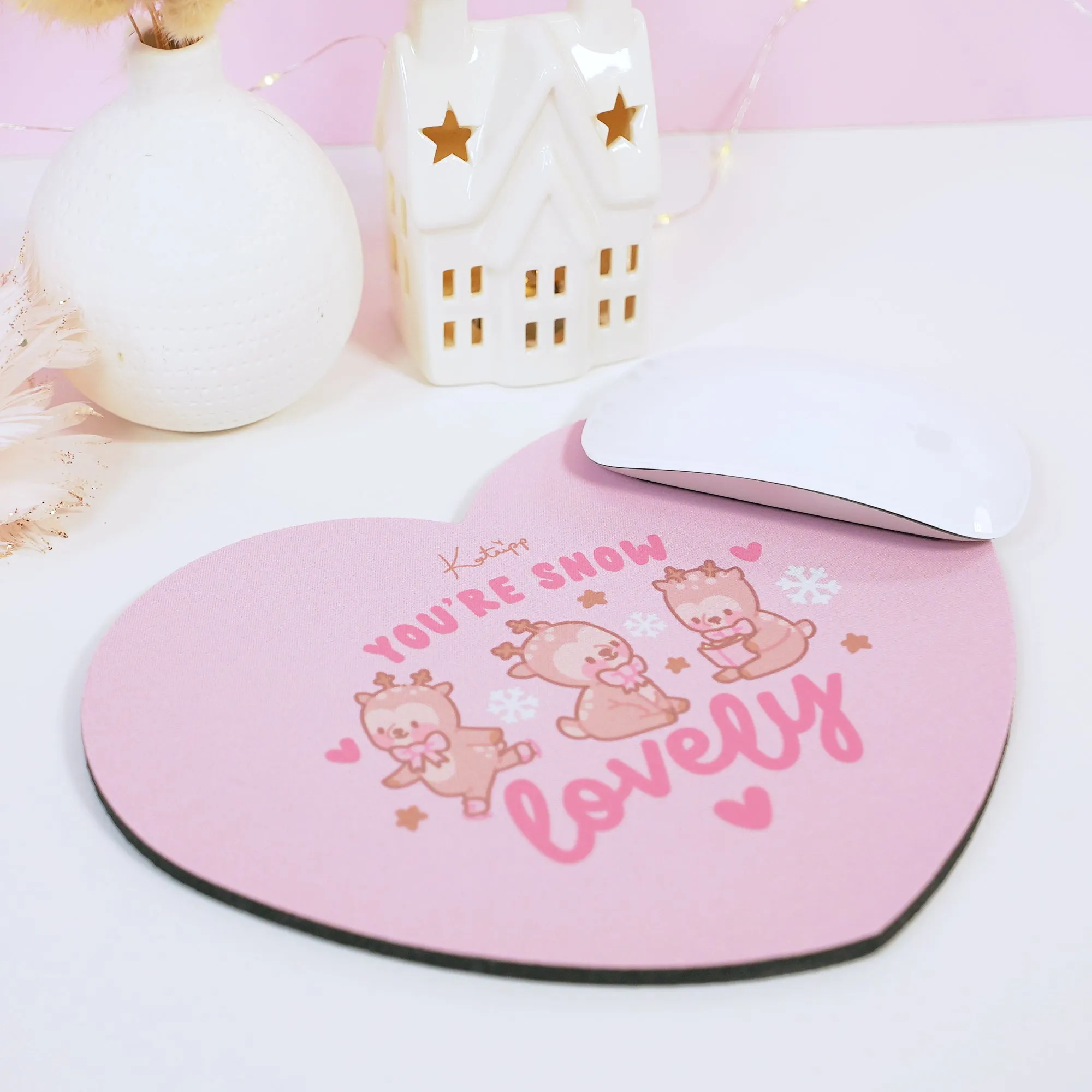 Cinnamon Reindeer Kawaii Mouse Pad – Pink Aesthetic Desk Mat | Cute Coquette Office Decor | Winter Gaming & Workspace Accessories