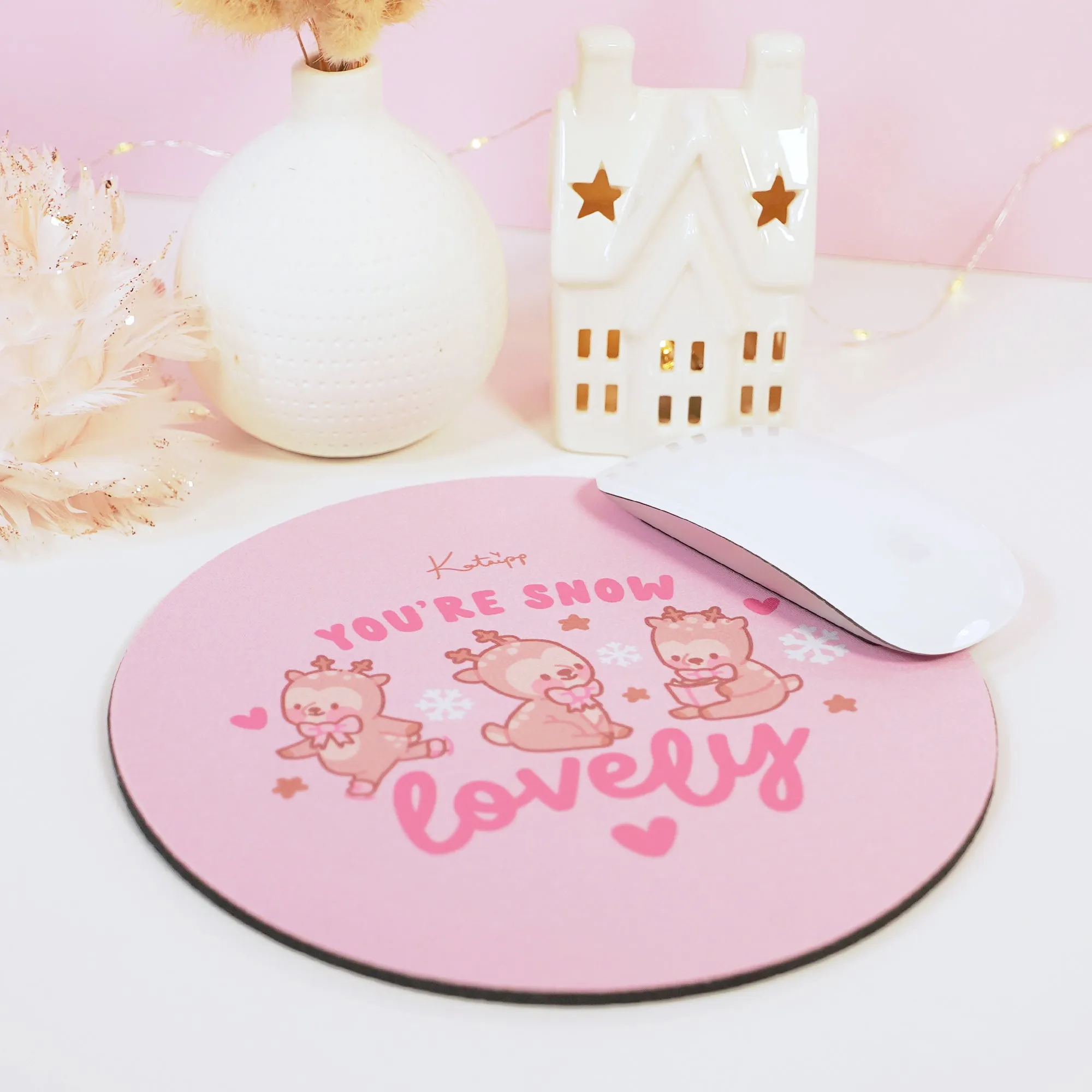 Cinnamon Reindeer Kawaii Mouse Pad – Pink Aesthetic Desk Mat | Cute Coquette Office Decor | Winter Gaming & Workspace Accessories