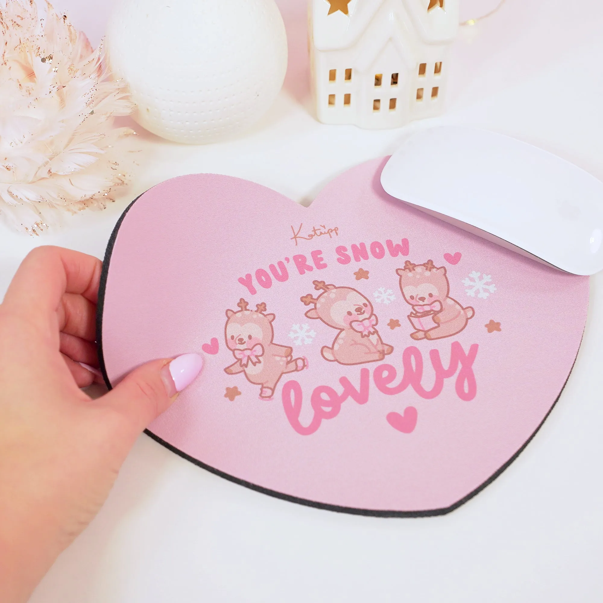 Cinnamon Reindeer Kawaii Mouse Pad – Pink Aesthetic Desk Mat | Cute Coquette Office Decor | Winter Gaming & Workspace Accessories