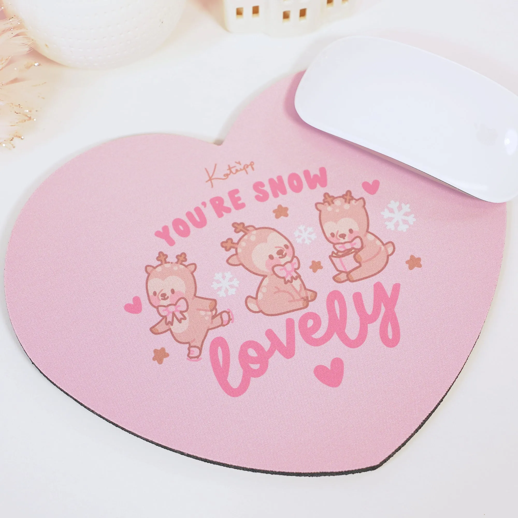 Cinnamon Reindeer Kawaii Mouse Pad – Pink Aesthetic Desk Mat | Cute Coquette Office Decor | Winter Gaming & Workspace Accessories
