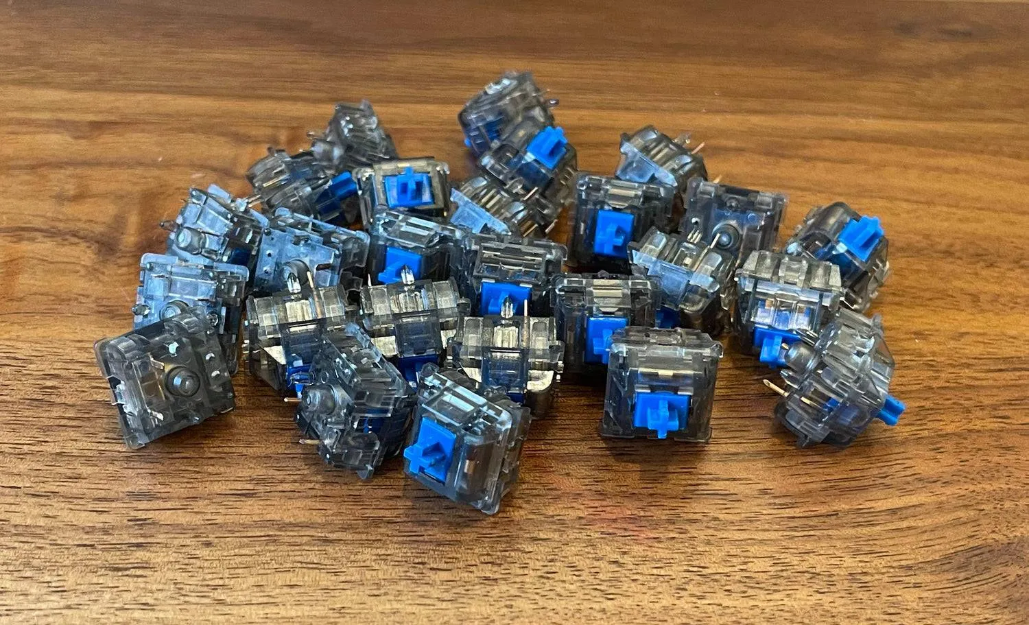 Durock Daybreak Linear Switches