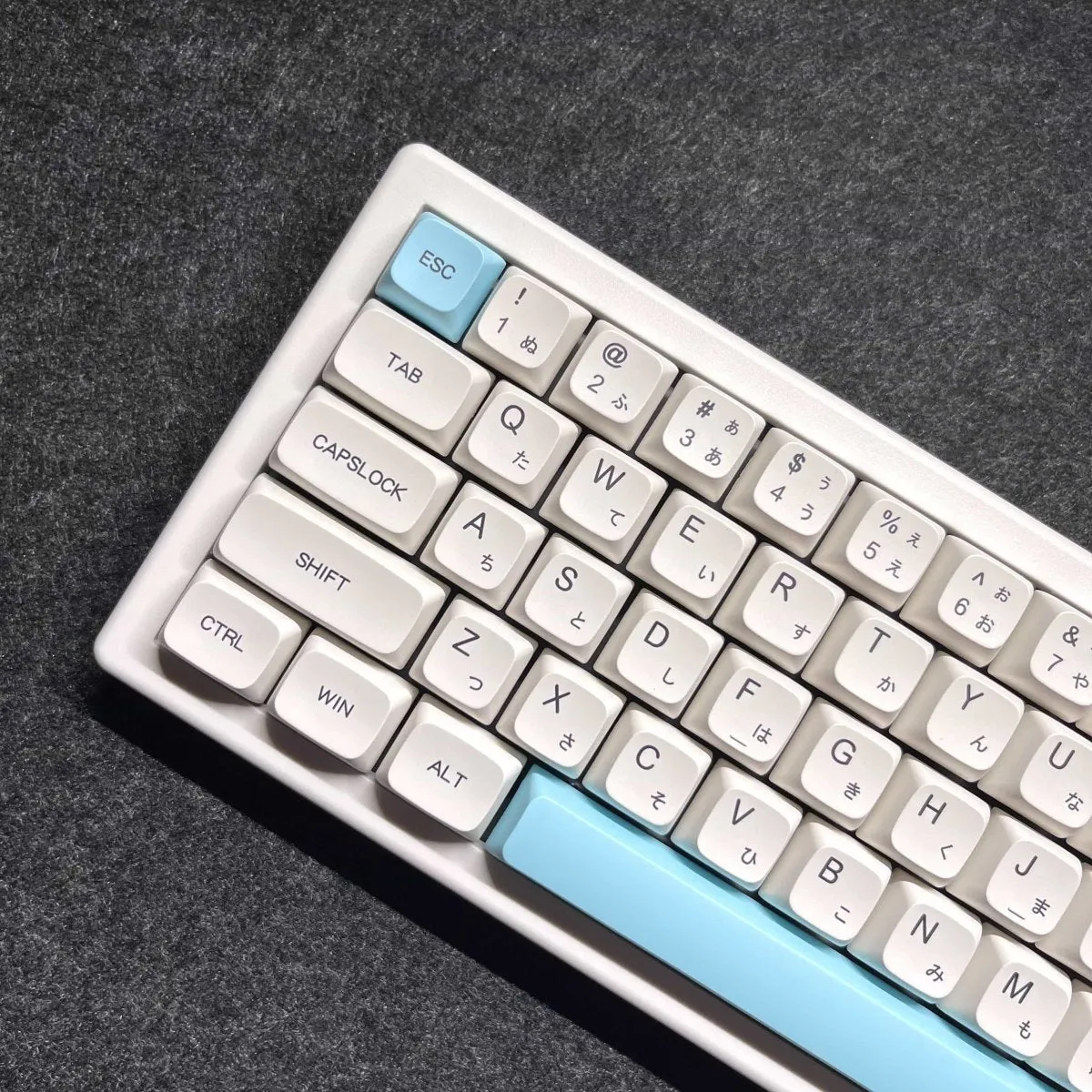 GMK67 Shirobīto Custom Mechanical Keyboard