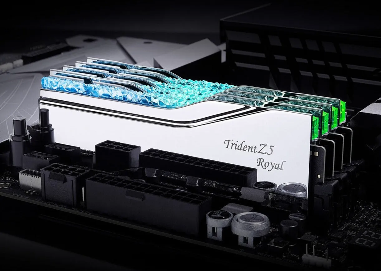 G.SKILL 32GB Kit (2x16GB) Trident Z5 ROYAL RGB Silver F5-6400J3239G16GX2-TR5S DDR5 6400MHz Memory
