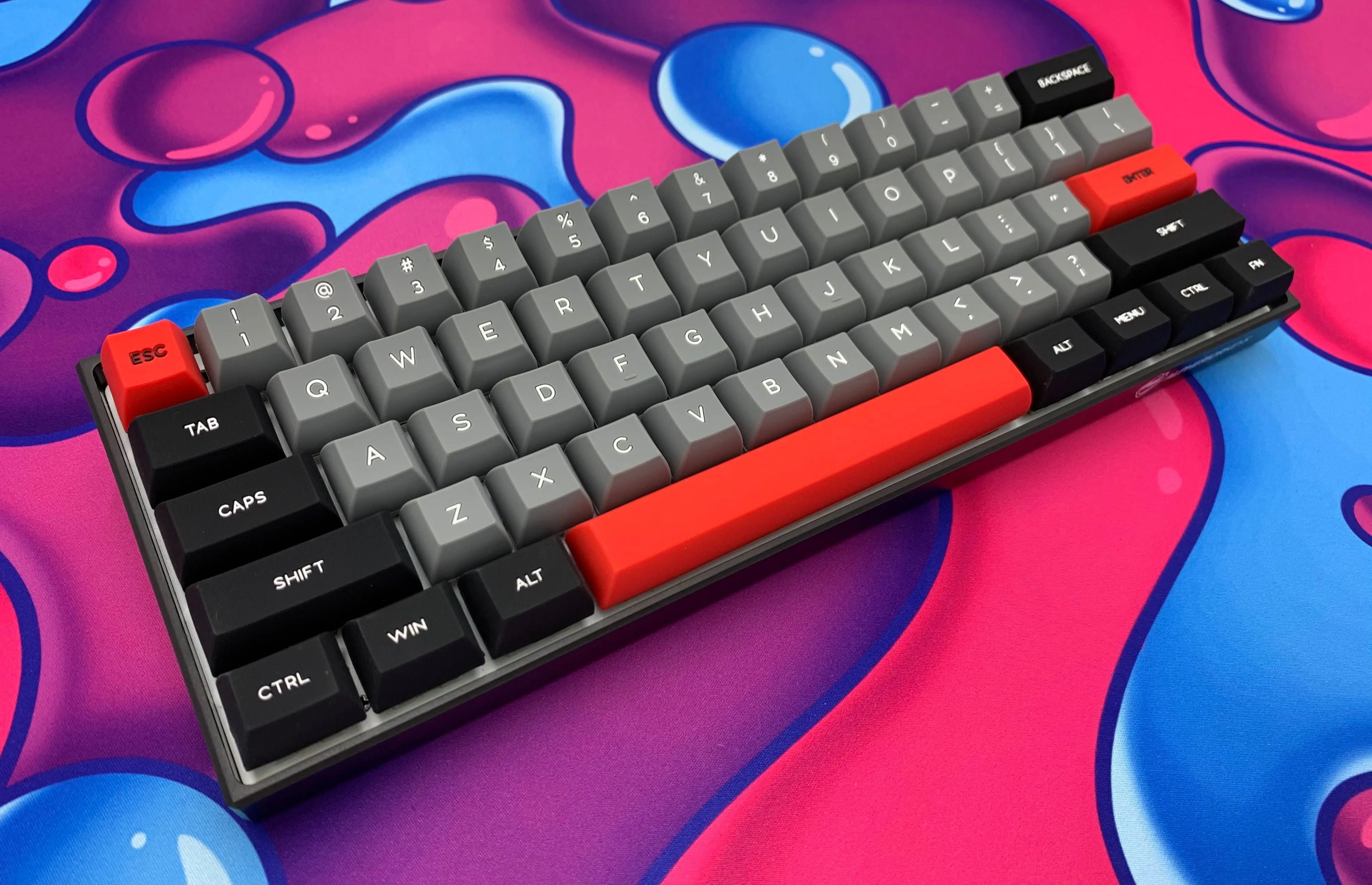Hayabusa 60% Keyboard - Dark Gummy (SILICONE KEYCAPS)