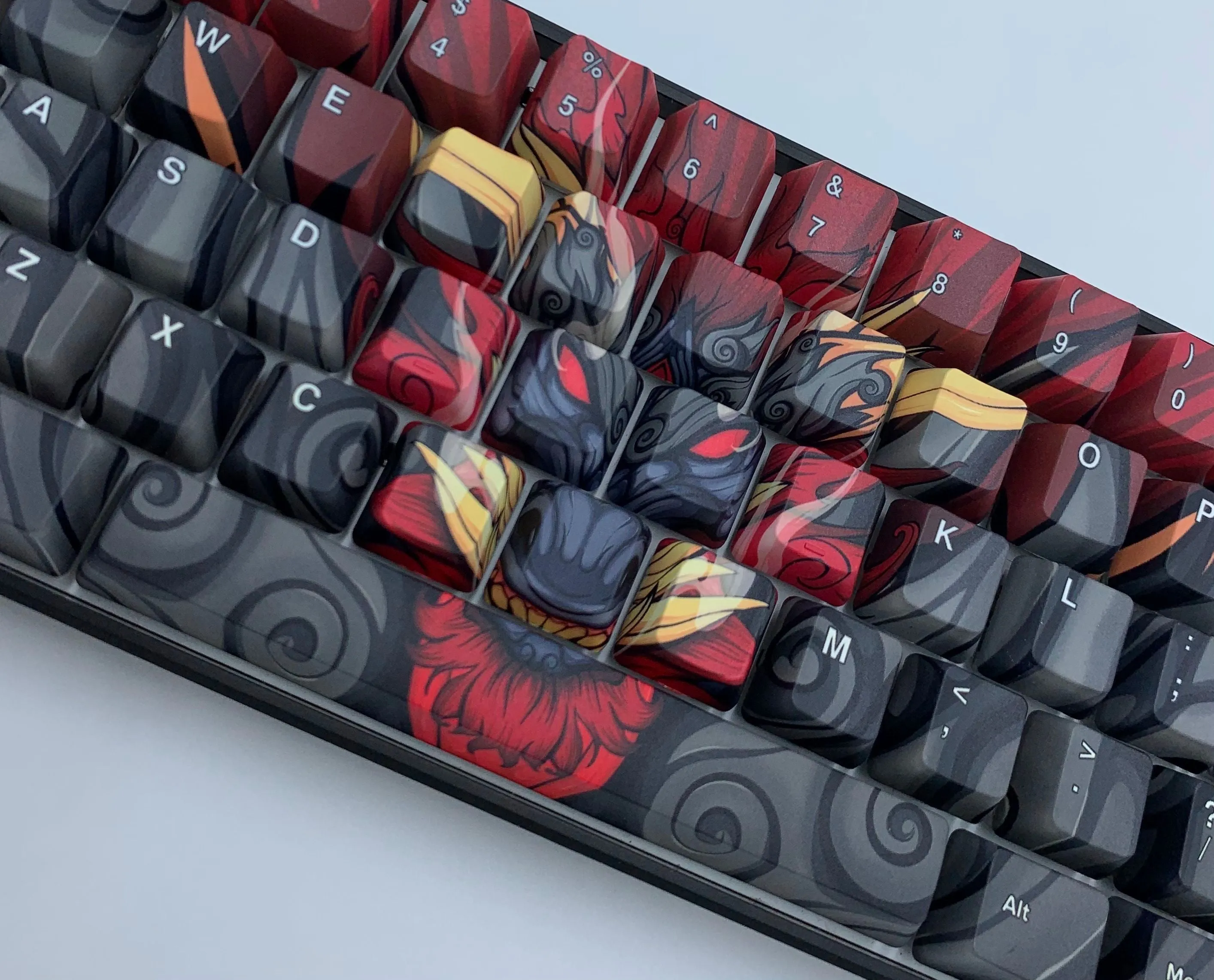 Hayabusa 60% Keyboard - Red Oni Dragon
