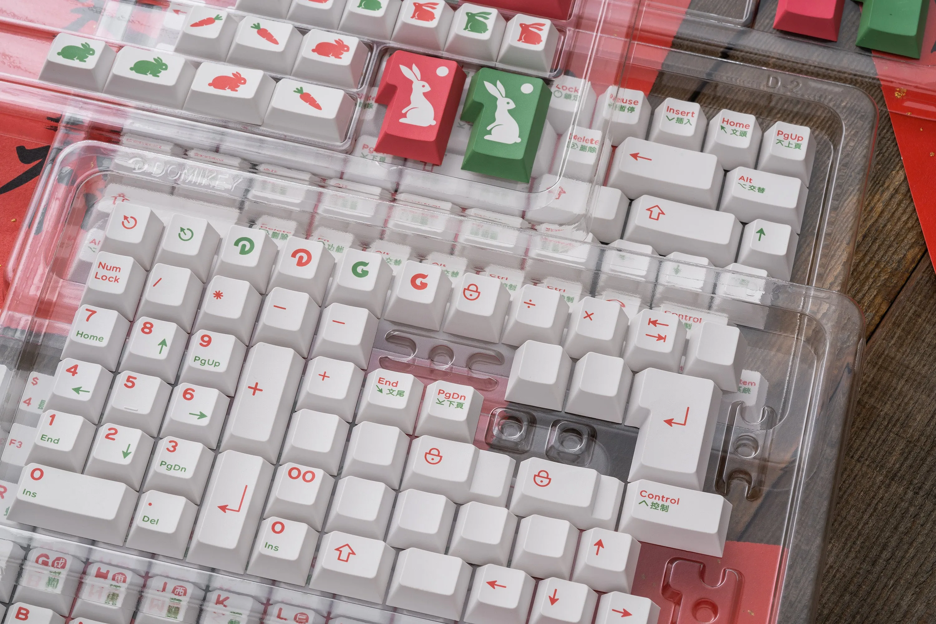 [LIMITED] GLOVE x Domikey the Year of Rabbit PBT Dye sub Cherry profile keycaps all over dyesub limited edition