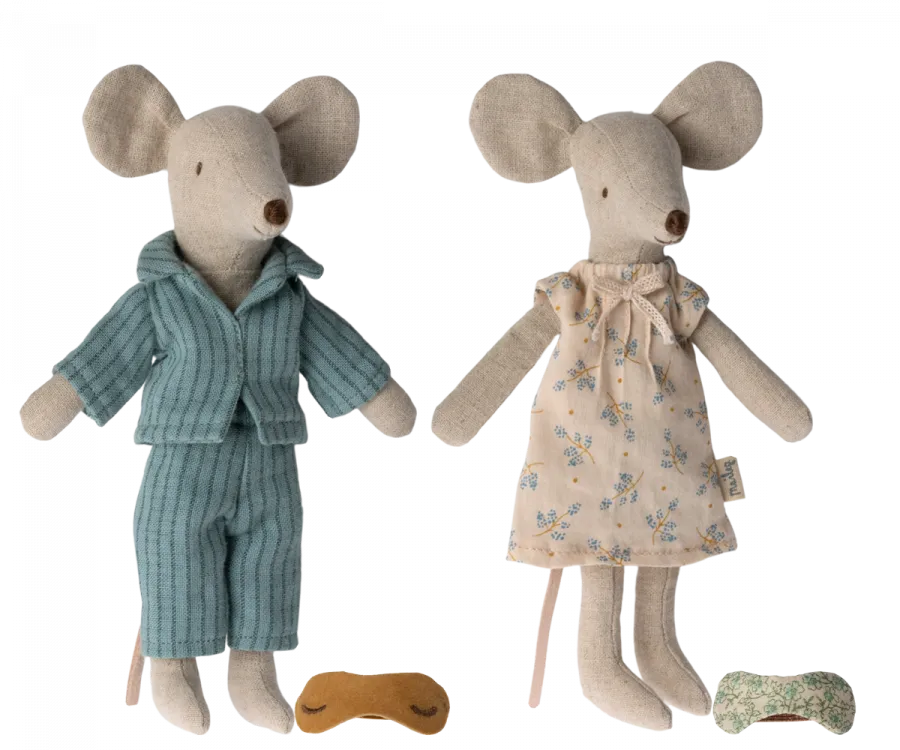 Maileg Mum and dad mice in cigarbox