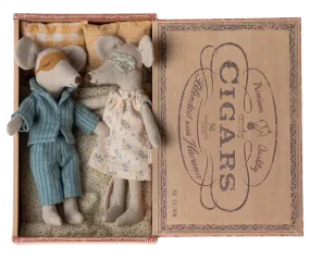 Maileg Mum and dad mice in cigarbox