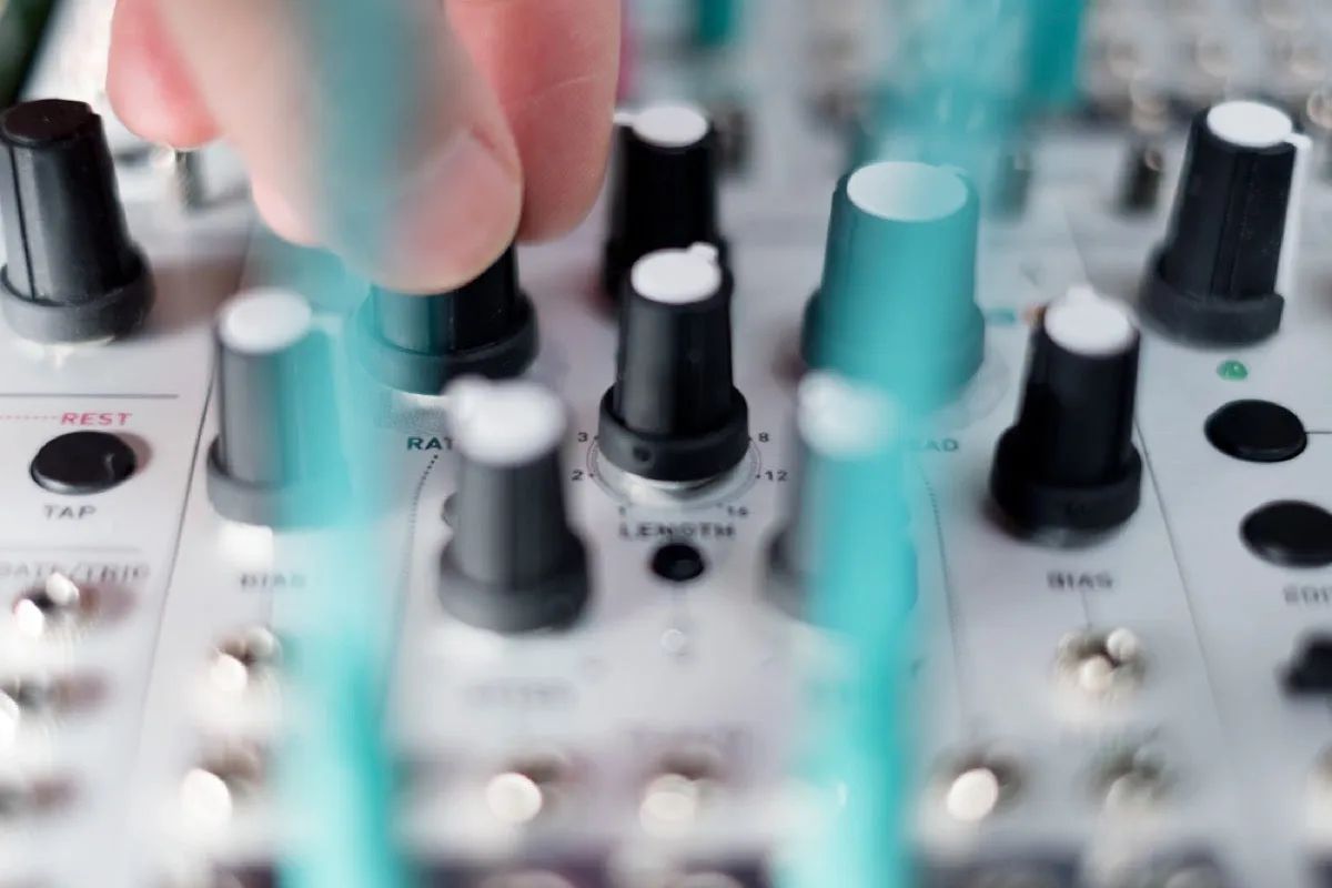 Mutable Instruments Marbles Random Sampler