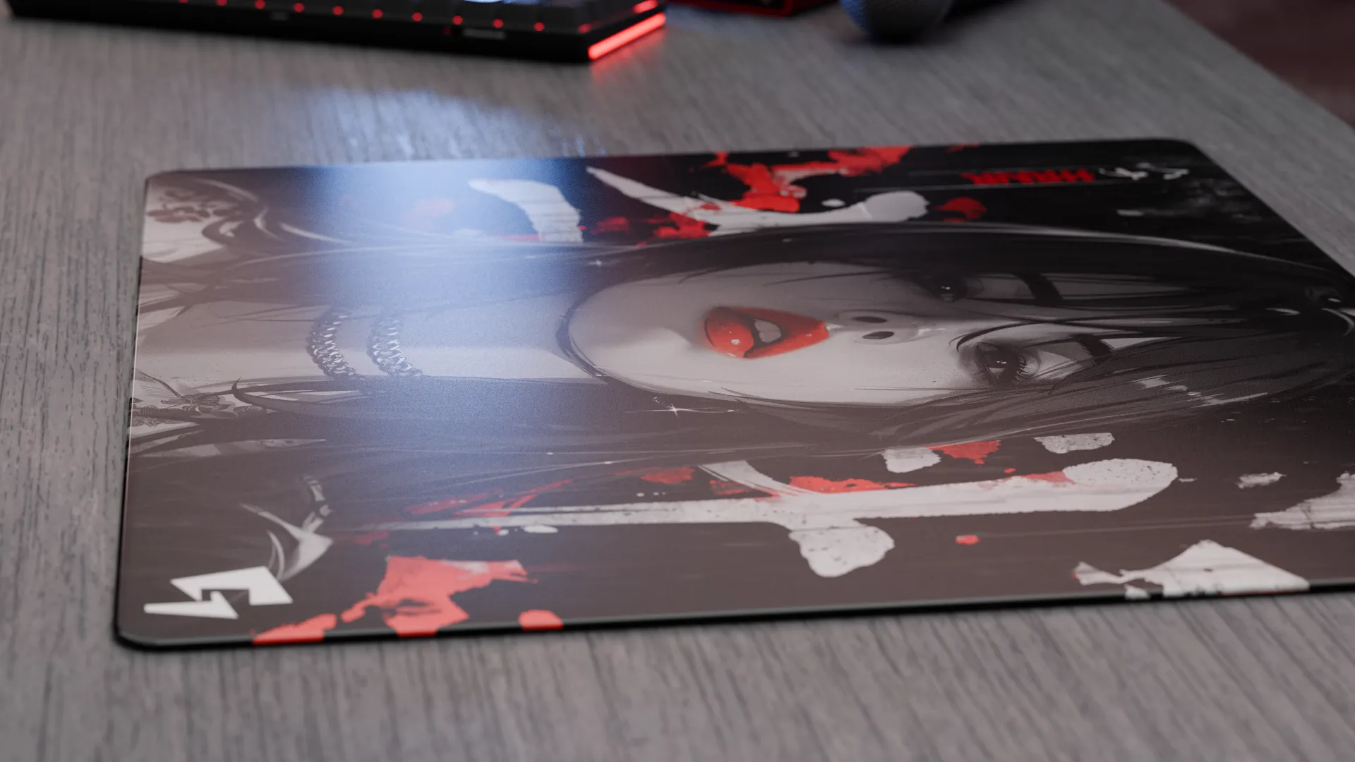 [PRE-ORDER] GLSSWRKS Hana Glass Mouse Pad