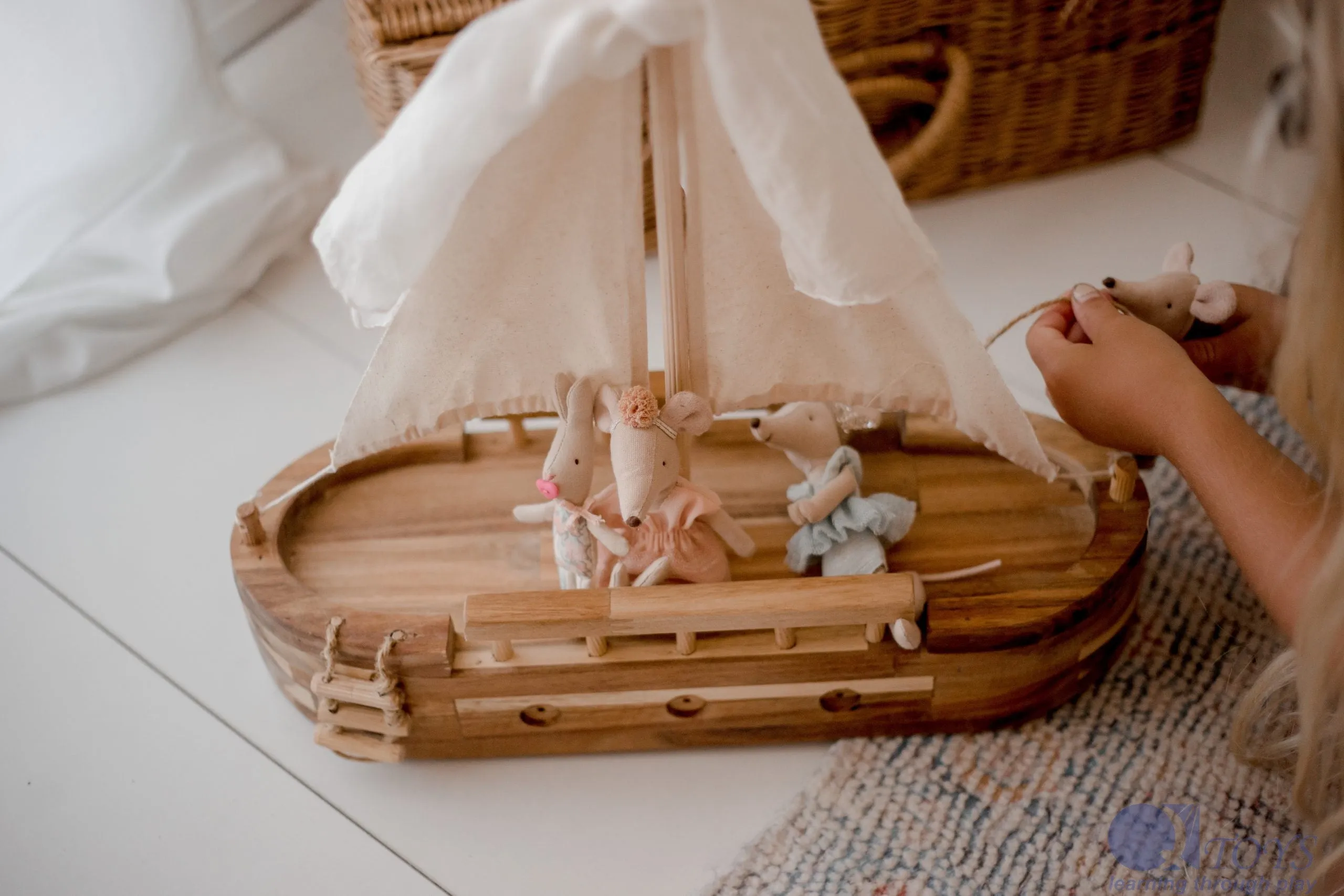 Wooden Adventure Ship - Qtoys