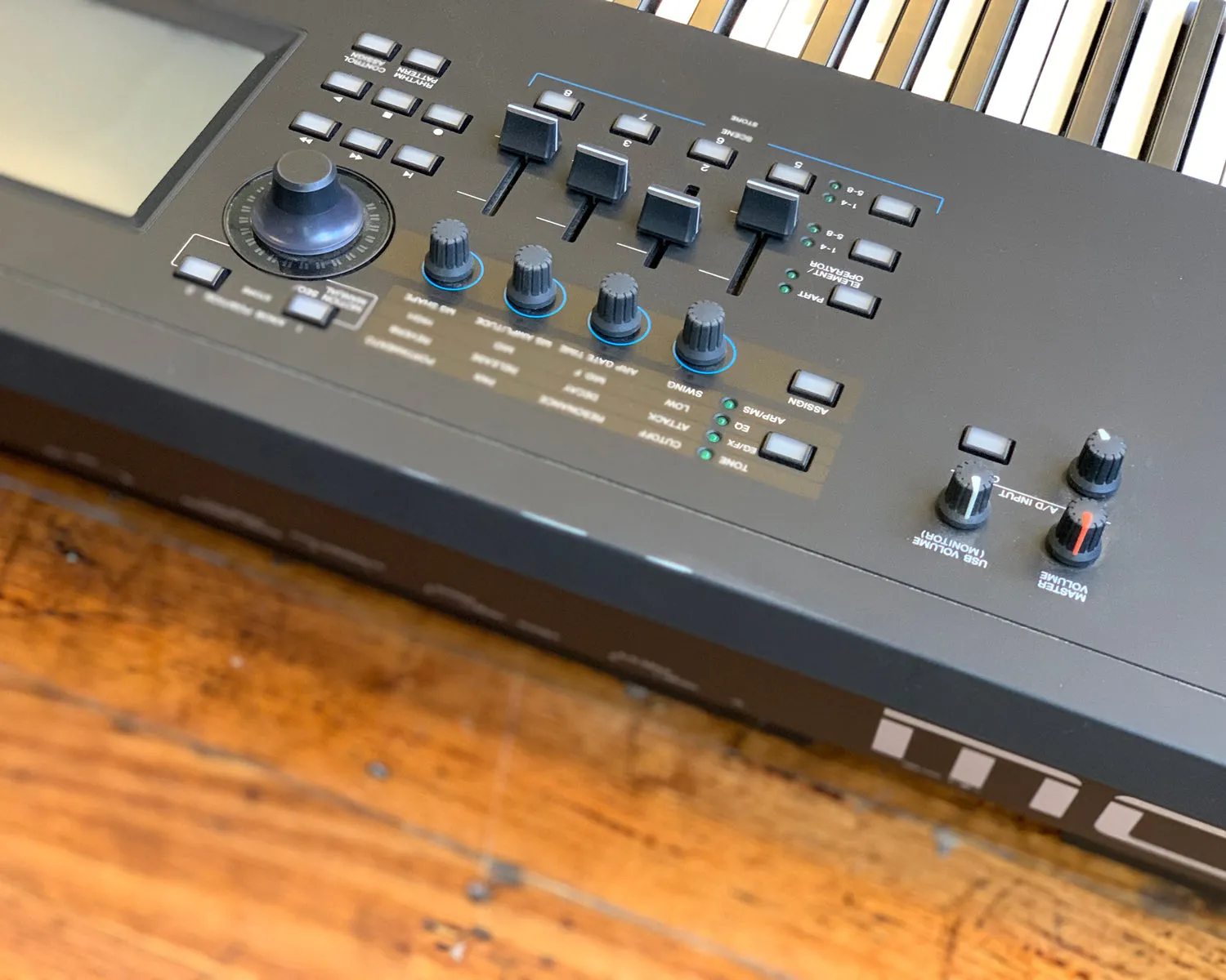 YAMAHA ModX8 - 88-Key GHS Action Synthesizer