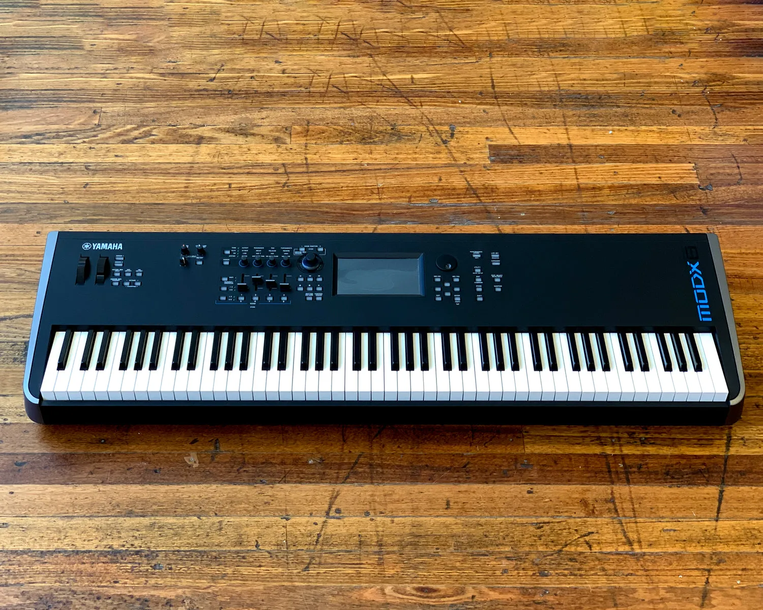 YAMAHA ModX8 - 88-Key GHS Action Synthesizer